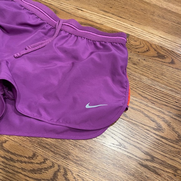 Nike active shorts size S like new - Picture 2 of 7